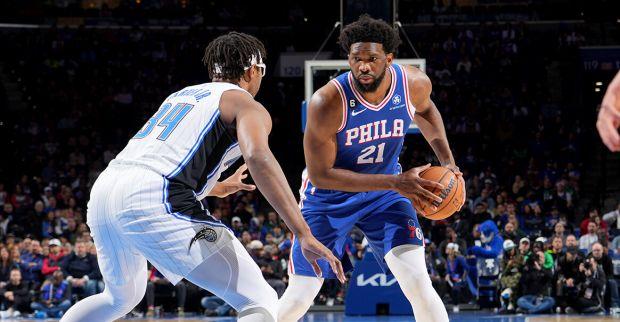  恩比德统治内线76人客场力克热火迎三连胜